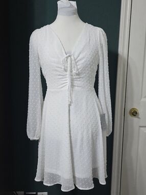 Lulus White Wine & Dine Swiss Dot Long Sleeve Dress Size Small V-Neck